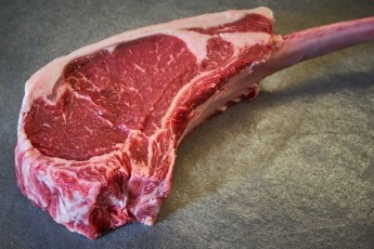 Tomahawk Steak